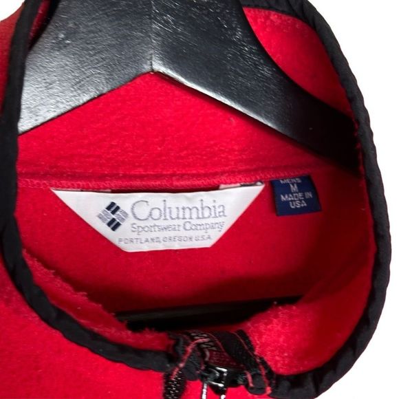 VTG University of Wisconsin-Madison Badgers Columbia USA made Full Zip - Picture 4 of 4